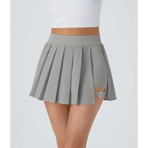 NWT Halara High Waisted Pleated Pocket Adjustable Buckle Mini Skirt Dust Gray L